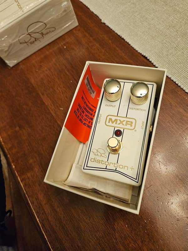 MXR RR104C Randy Rhoads Signature Special Edition Distortion + 2025 - Present - Cream image 1