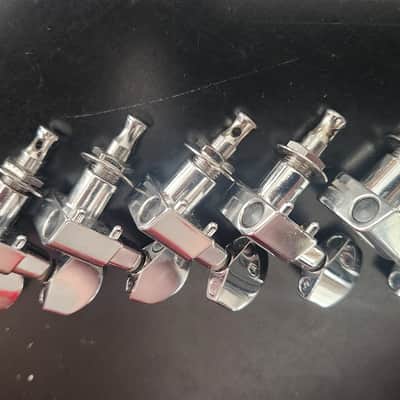 Fender Schaller 2 pin Tuners 90s - Chrome image 3