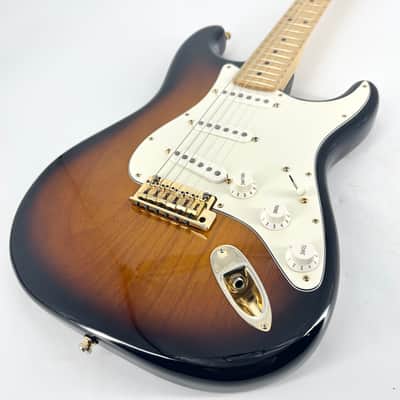 2014 Fender 60th Anniversary Commemorative American Stratocaster – 2 Tone Sunburst image 2