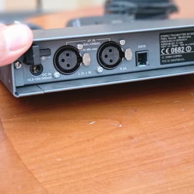 Sennheiser Sennheiser EW 300 IEM G2 SR 300 + EK 300 Stereo UHF 786-822MHz Rack image 16