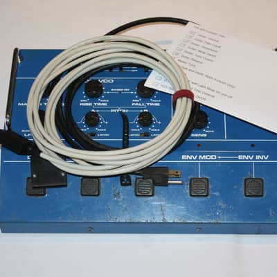 Roland GR300 Guitar Synthesizer With CABLE - Fully Tested - New Power Supply Caps!