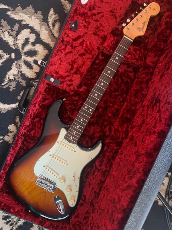 Fender American Original '60s Stratocaster with Rosewood Fretboard 2018 - 3-Color Sunburst