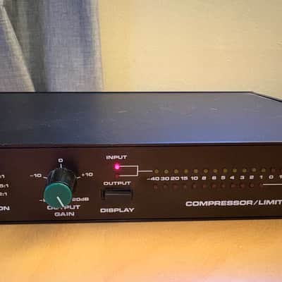 dbx 160XT Compressor / Limiter 2000s - Black imagen 4