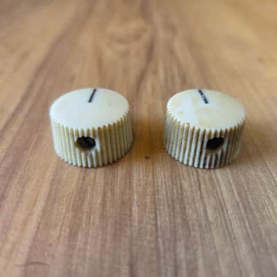 Pair of Vintage Early 1960's Fender White Amplifier Knobs! Rare, Original Parts! image 3