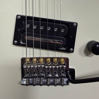 Kramer Baretta Special with Granadillo Fretboard 2010s - Vintage White image 6
