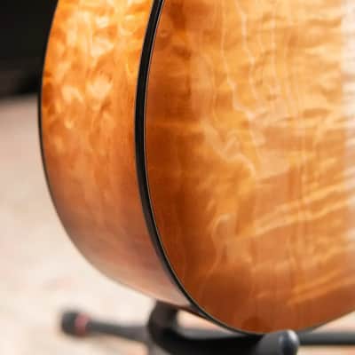 Martin Custom Shop Style 45 000-14F Acoustic Guitar - Master Grade Quilted Maple with Hardshell Case image 9