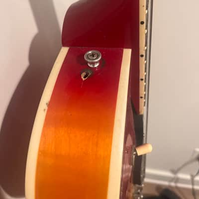 Gibson ES-137 Classic 2002 - 2015 - Heritage Cherry Sunburst image 4
