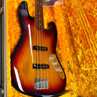 Fender Jaco Pastorius Fretless 4 String Bass, 3 Color Sunburst with Case - Pre Owned image 1
