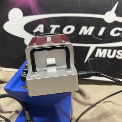 Hotone Nano Legacy Series Heart Attack Guitar Amplifier Head with Power Supply image 5