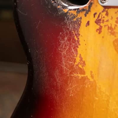 Fender Vintage 1958 Precision Bass - 3 Tone Sunburst with Original Hardshell Case - Used image 13