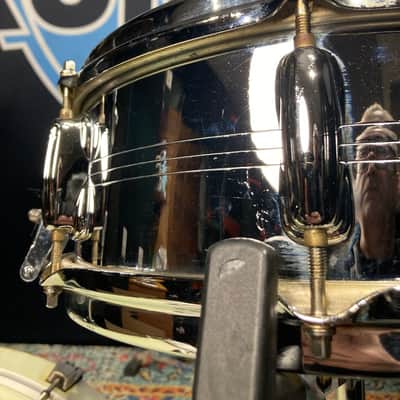 Slingerland - 5x14" Sound King, 8-Lug Snare Drum, with Trick Strainer 1974–1976 - Chrome Over Brass Shell. image 5