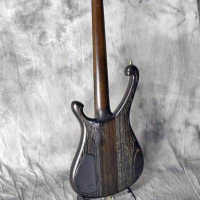 Warwick Stuart Zender Signature image 3