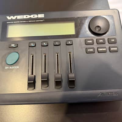 Alesis Wedge Desktop Master Reverb 1990s - Black image 3