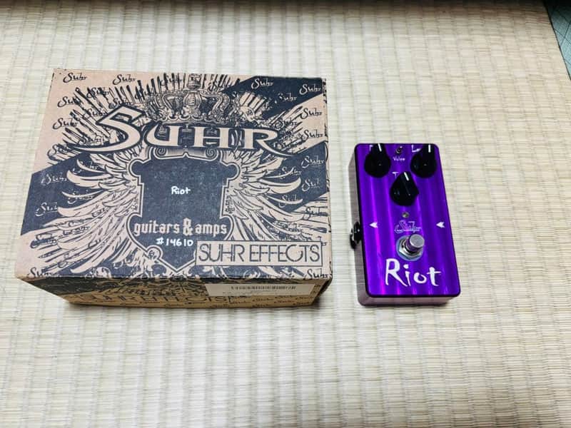 Suhr Riot