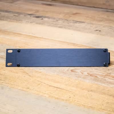 DBX Single Long Rack Ear for163x/263x/363x/463x/563x Mount Bracket U283830 image 1