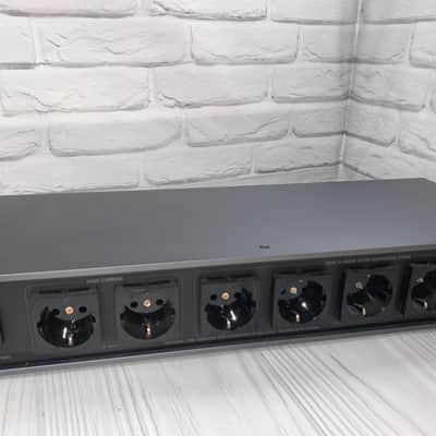Audioquest Niagara 1200EU Mains Filter image 2
