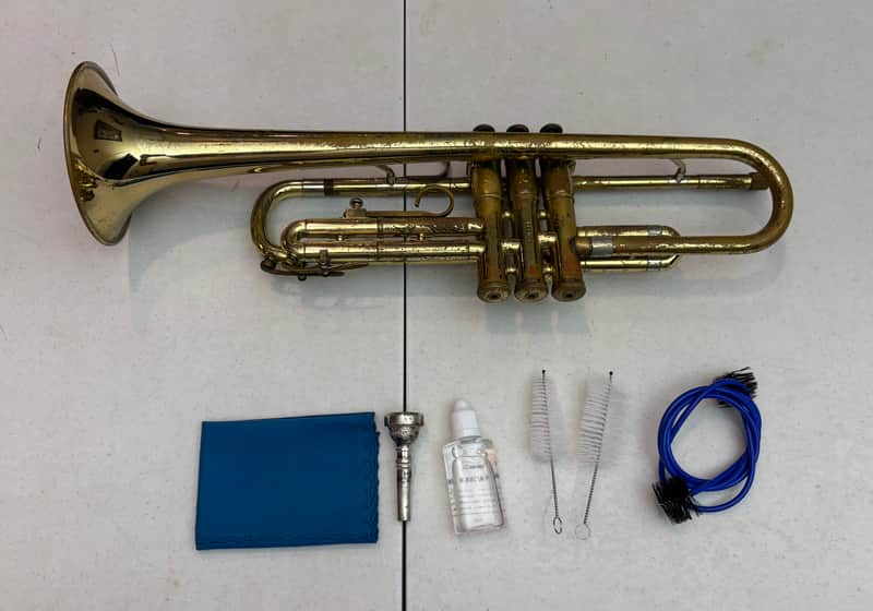 F.E. Olds Ambassador Trumpet — 1968 (S/N 662076) — Very Good + Bach 7C & Accessories image 1