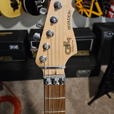 G&L USA Invader Plus Floyd Rose Cherry burst image 3