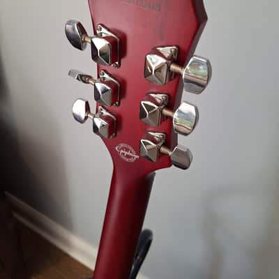 Epiphone Les Paul Special P-90 electric guitar in worn cherry image 14