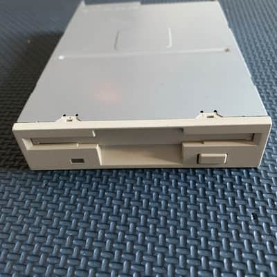 Akai S5000 / S6000 Sampler Original Floppy Drive