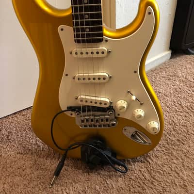 G&L Legacy early 90s - Gold image 1