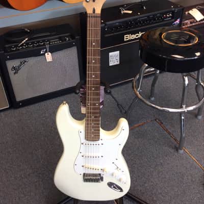 Cort Stratocaster Cream image 1