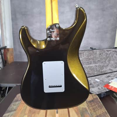 Fender American Ultra II Stratocaster HSS with Ebony Fretboard 2024 - Present - Texas Tea 7.9 pounds image 9