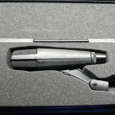Sennheiser MD 421 II Cardioid Dynamic Microphone 2002 - Present - Black