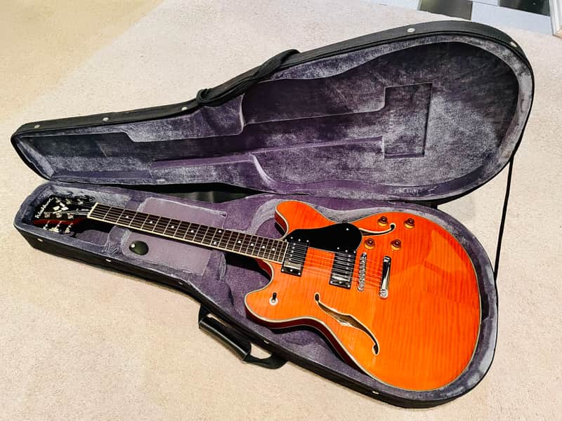 Washburn HB-30DL-AM Deluxe Semi Hollow Guitar Flame Maple Body