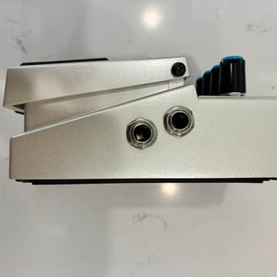 Boss DD-3T Digital Delay 2019 - Present - White - Mint - Full Retail image 5