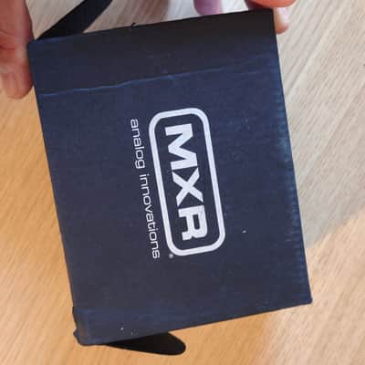 MXR M75 Super Badass Distortion 2023 - Silver image 10