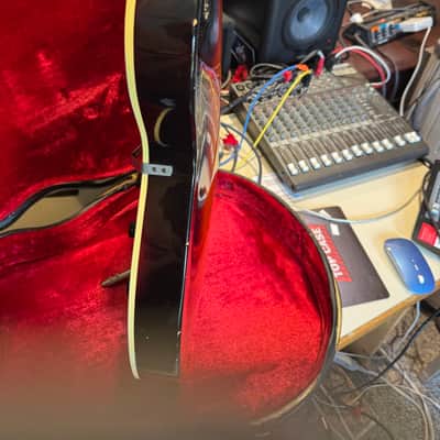 Guild T-100 Slim Jim with Single Coil 1965 - 1973 - Sunburst image 12