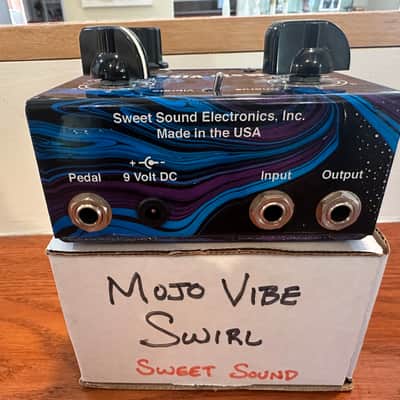 Sweet Sound Mojo Vibe – MINT Swirl Finish (2012) w/ Original Box & Manual! image 4