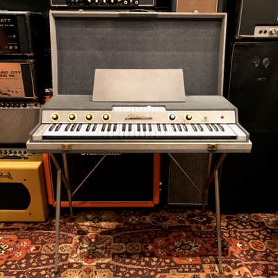 Vintage 1960s Ekosonic / Doric Transistor Italian Combo Organ Piano w/ Orig Legs image 3