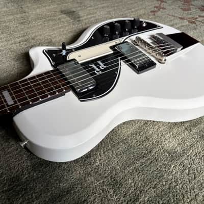 Supro Dual Tone - White image 6