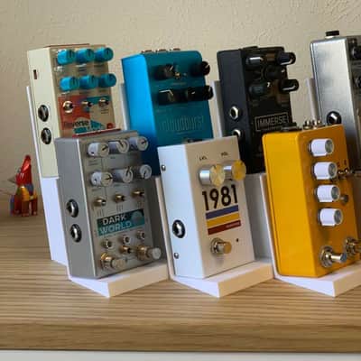Guitar Desktop Pedal Stand Display for small pedals image 8