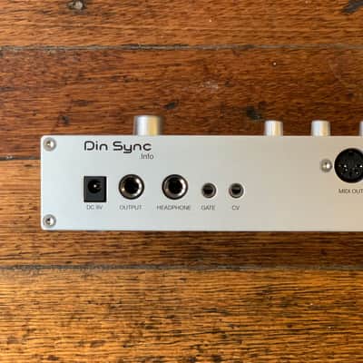 Din Sync RE-303 image 4
