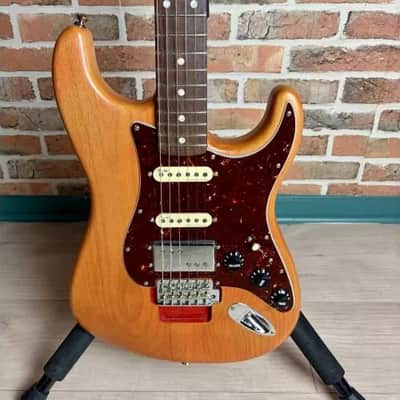 FENDER - MICHAEL LANDAU COMA STRAT + ETUI ET ACCESSOIRES image 3