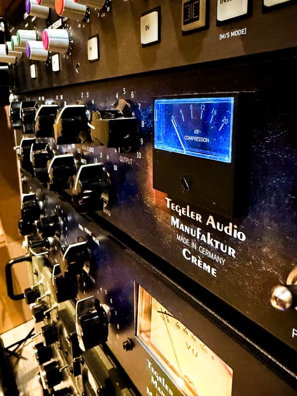Tegeler Audio Manufaktur Creme Stereo Bus Compressor / Mastering Equalizer 2020 - Blue image 1