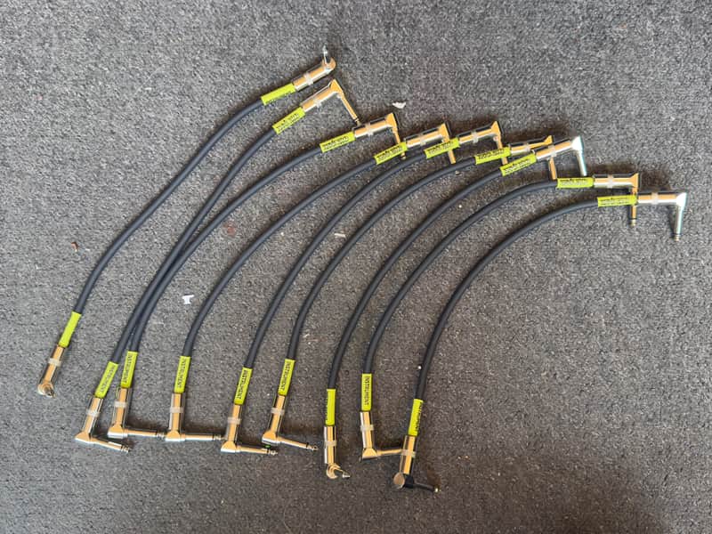 Ernie Ball P06075 Right-Angle Patch Cables  - 1’/12”/300mm - Set of nine in total. image 1