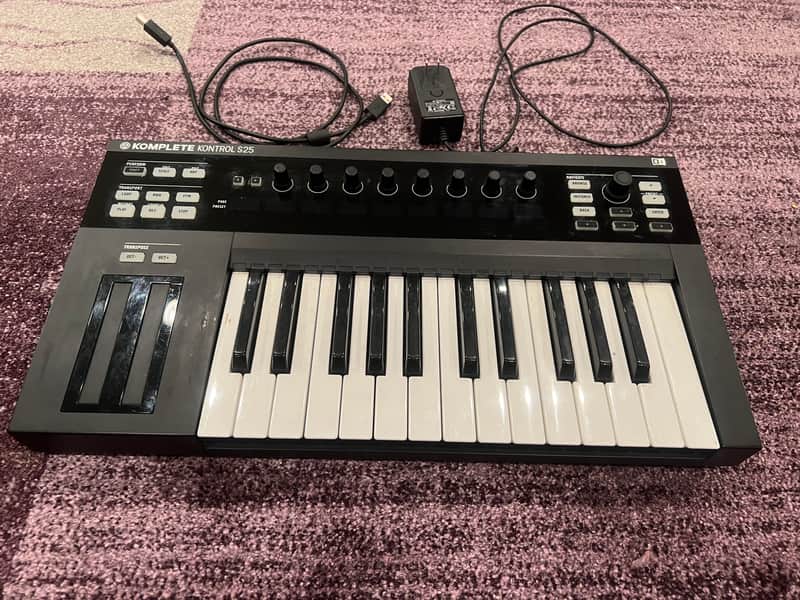 Native Instruments Komplete Kontrol S25 Keyboard Controller | Reverb