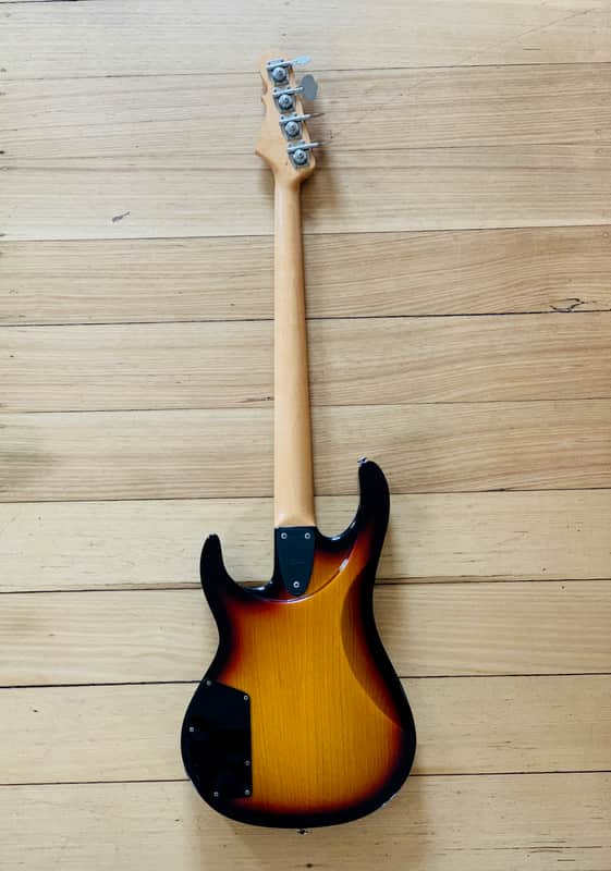 Price Dropped - 1994 G&L Climax Bass Made in Usa With Original