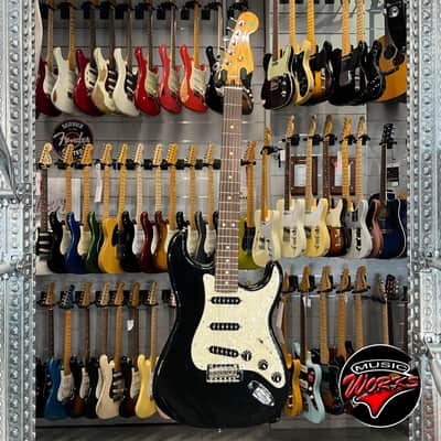 Fender 70 Th Anniversary Player Stratocaster Nebula Noir Ltd image 2