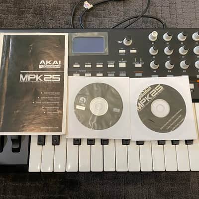 Akai MPK25 2012 - Black