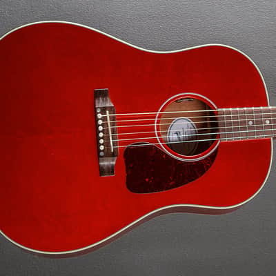 Gibson J-45 Standard - Cherry