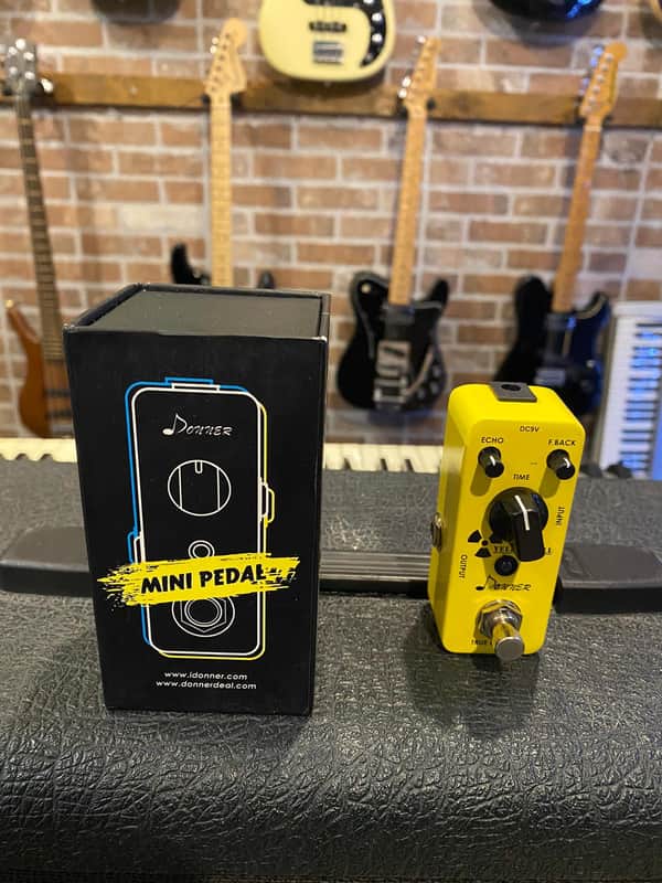 Donner Yellow Fall Analog Delay 2010s - Yellow image 1
