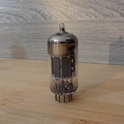 Super rare NOS 1960 VALVO 12AX7 ecc83 I60 r 45° declined getter, very strong, fully tested Superb sounding tubes ! Best Mullard substitute. image 6