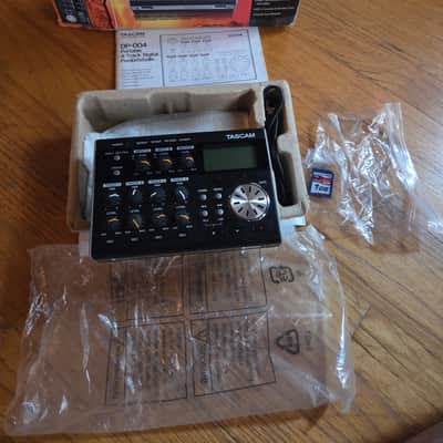 TASCAM Pocketstudio DP-004 Portable Digital 4-Track Recorder 2000s - Black image 4