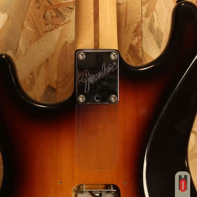 Patented invisible guitar wall hanger compatible FenderÂ® with rectangular plate - 3 kits image 11