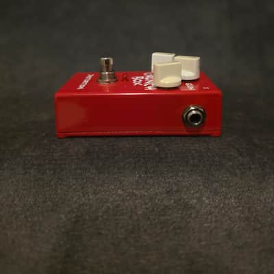 MI Audio Crunch Box 2010s - Red image 5